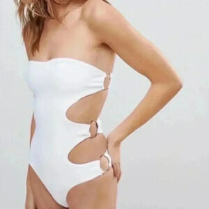 SEXY WHITE O-RING BODYSUIT
